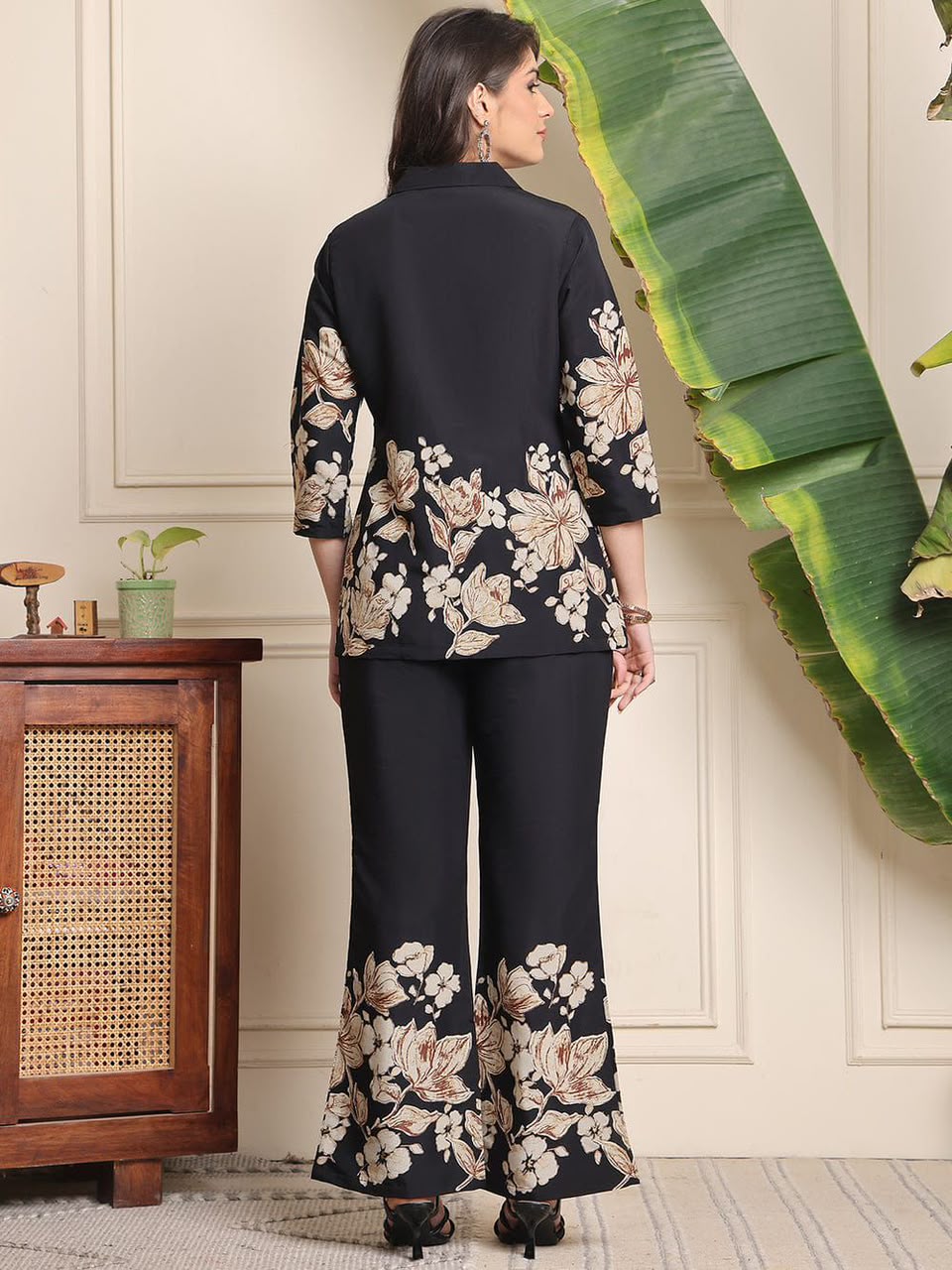 Collar  Co-Ord set 