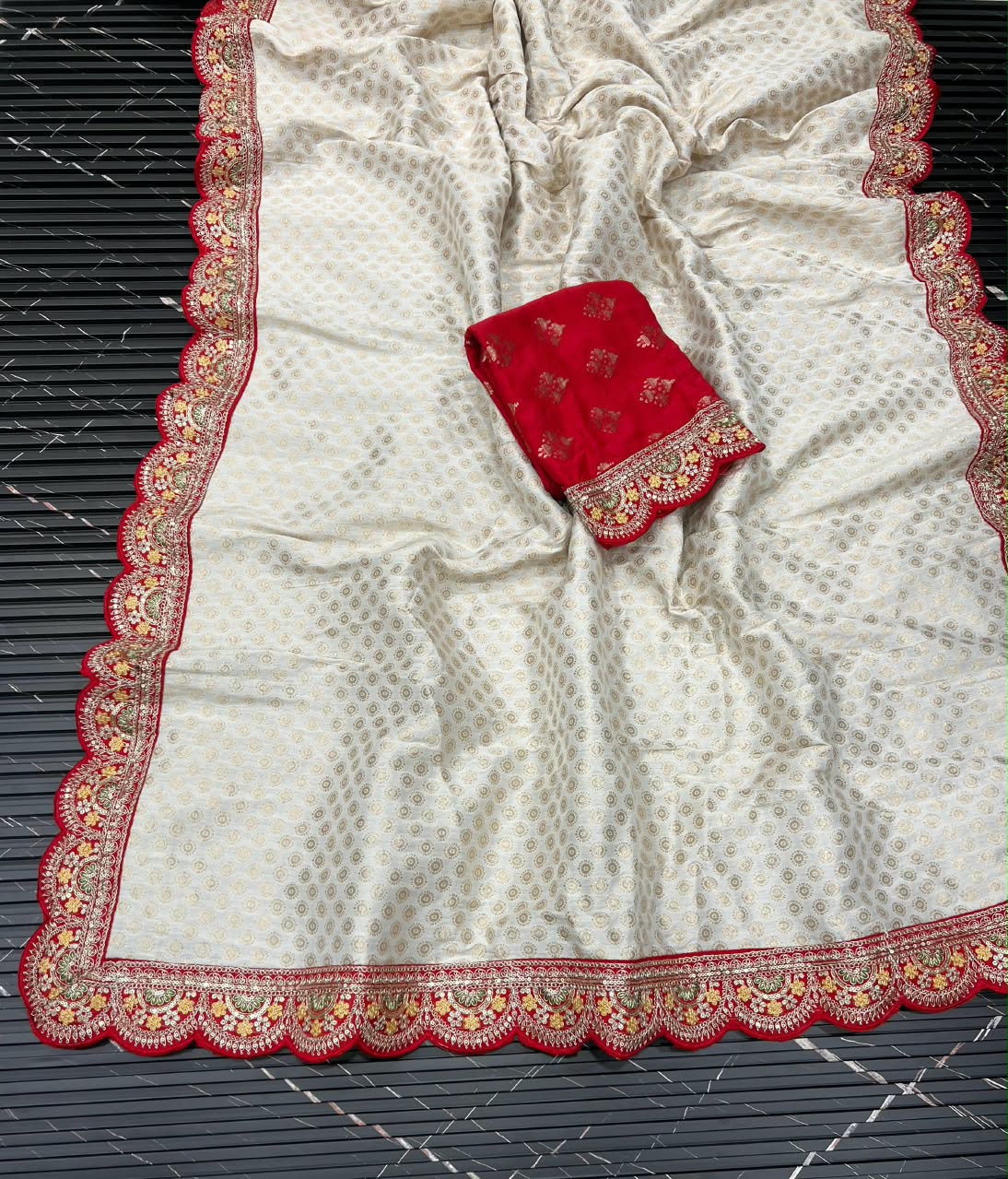 Dola Silk