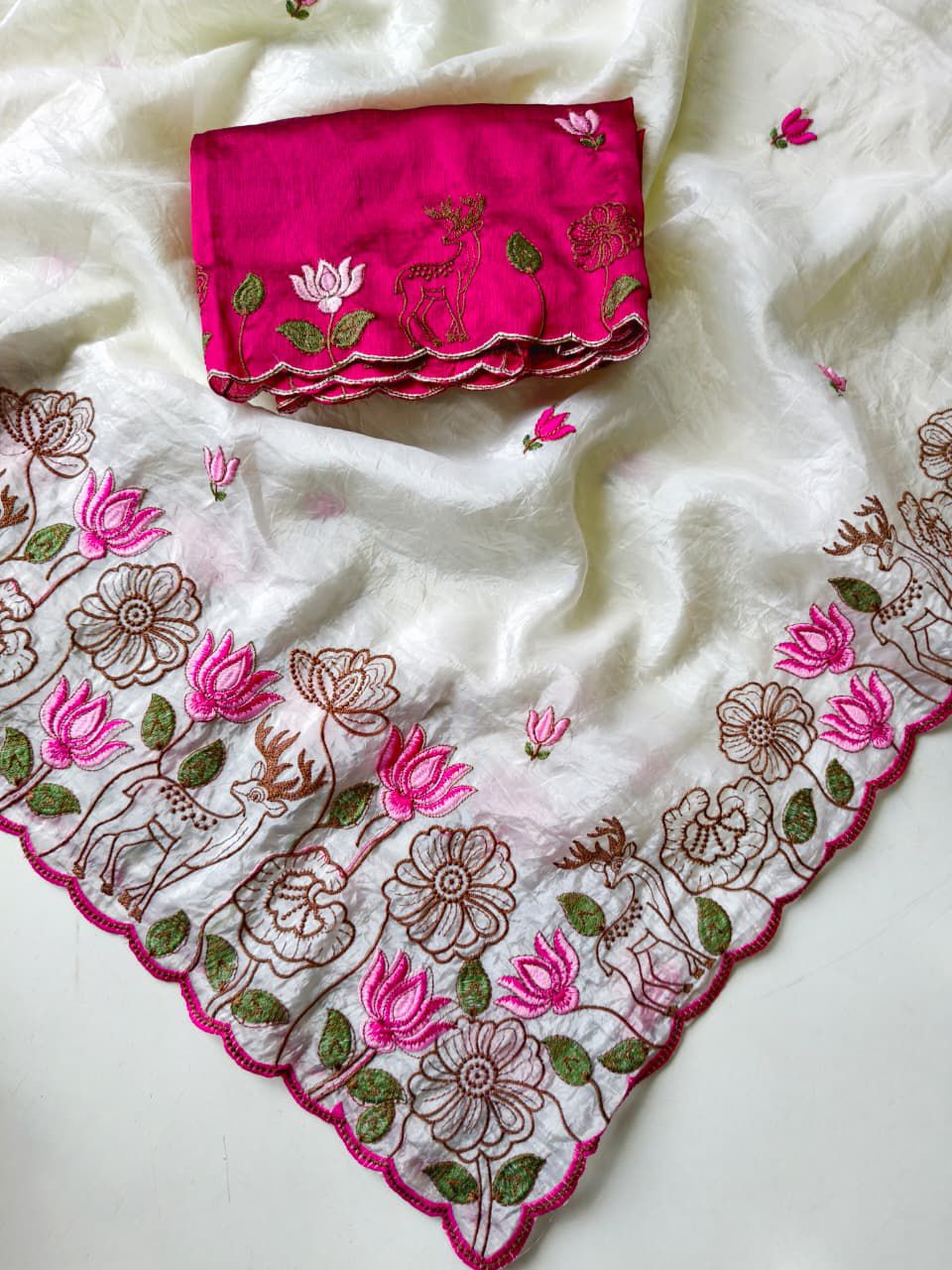 Pure crush fabric saree