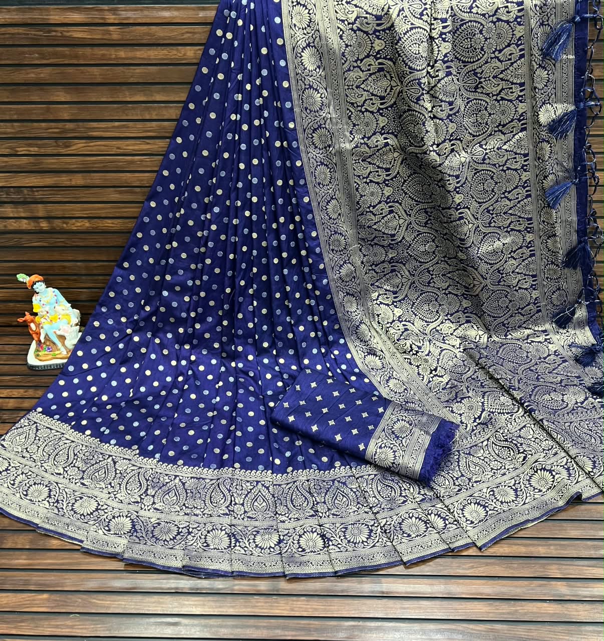 Viscos Dola Silk