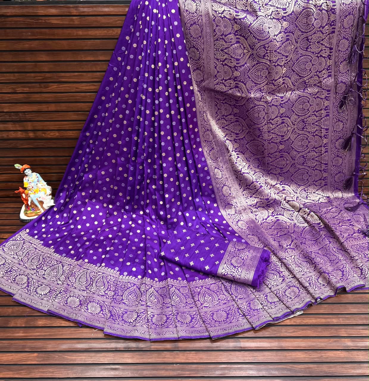 Viscos Dola Silk