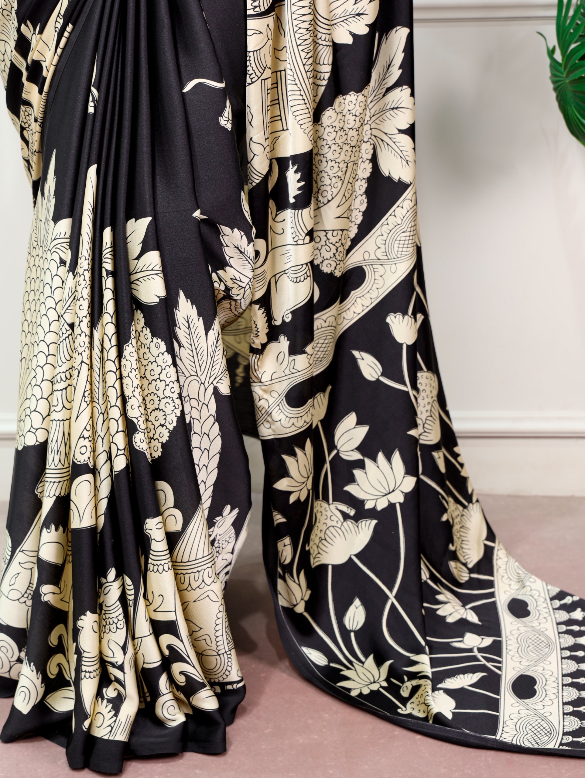 🌷Satin Saree Collection🌷