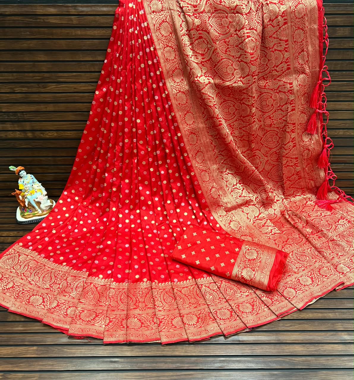 Viscos Dola Silk